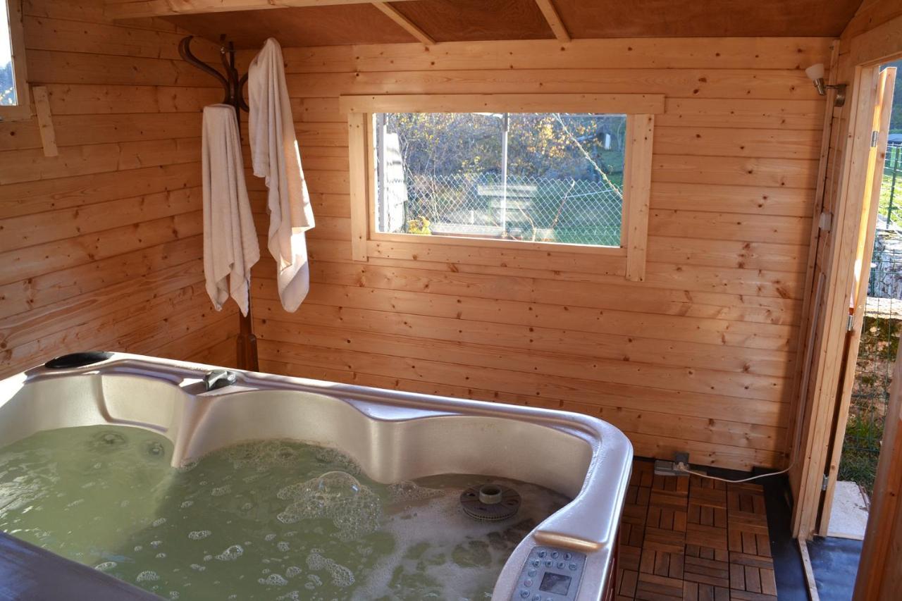 La Follye Mancey Bed & Breakfast Eksteriør bilde